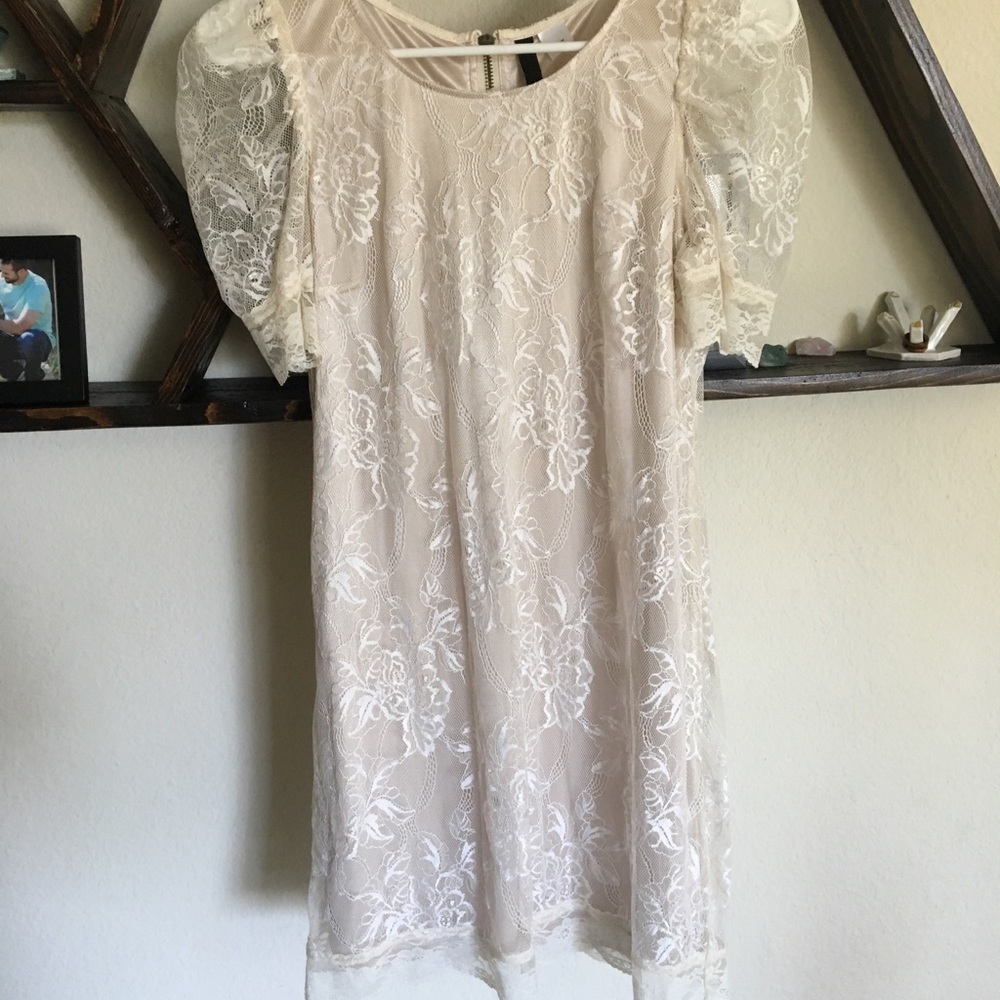 H & M lace dress